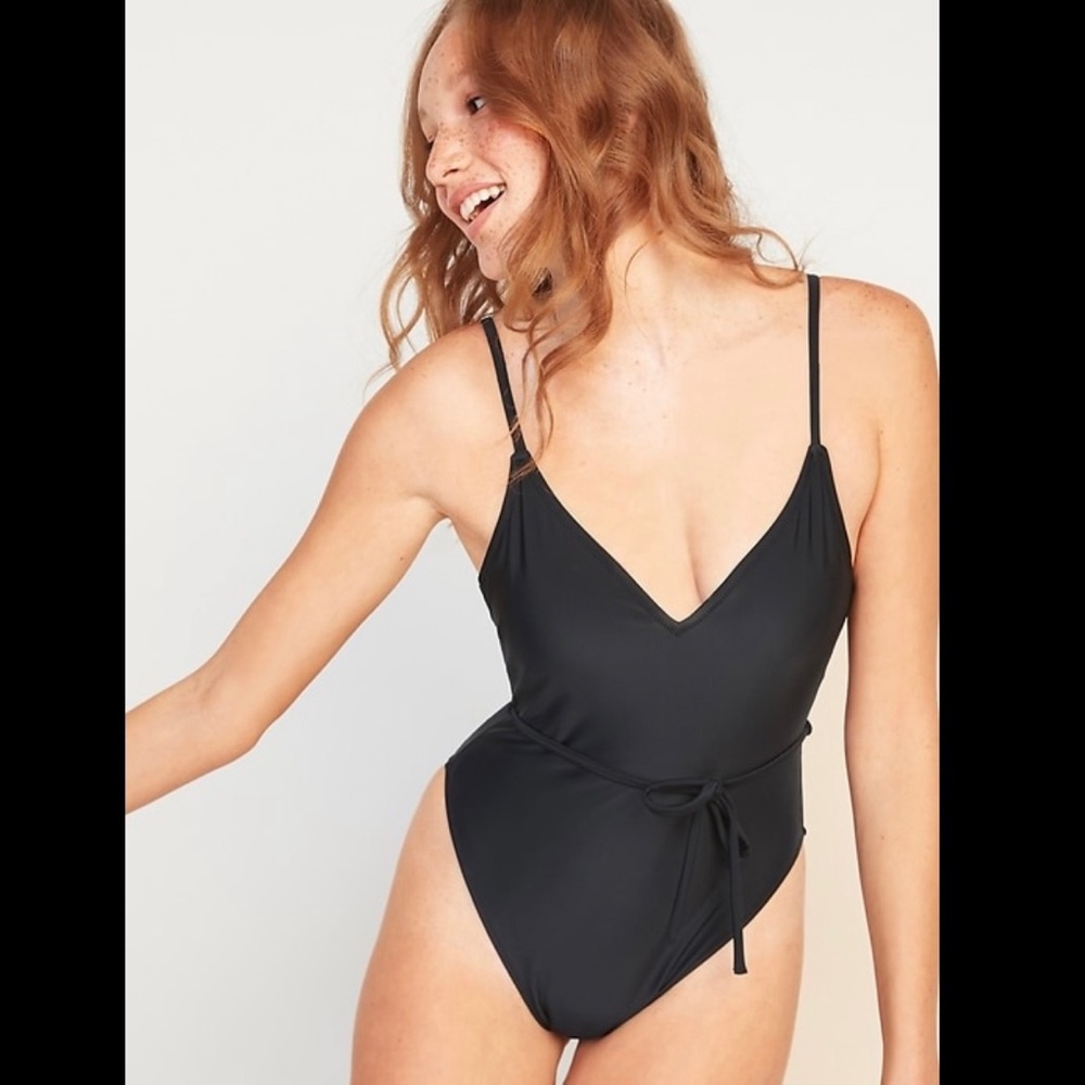 New With Tags! Old Navy V-Neck Tie-Belt One-Piece Swimsuit NWT